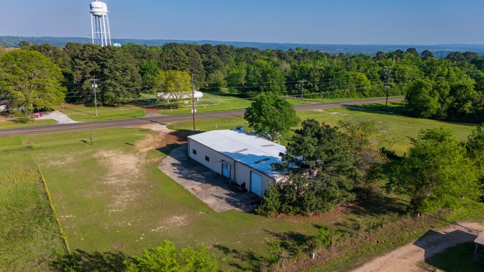 More Photos Of 4133 Loop 343, Rusk Manufacturing For Sale