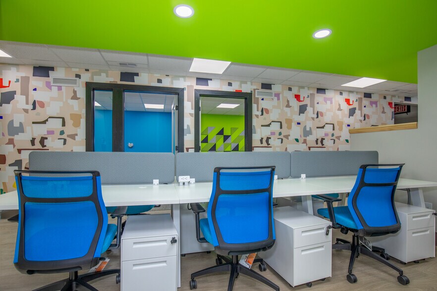 More Photos Of 751 Rue Saint Francois St, Florissant Office For Lease