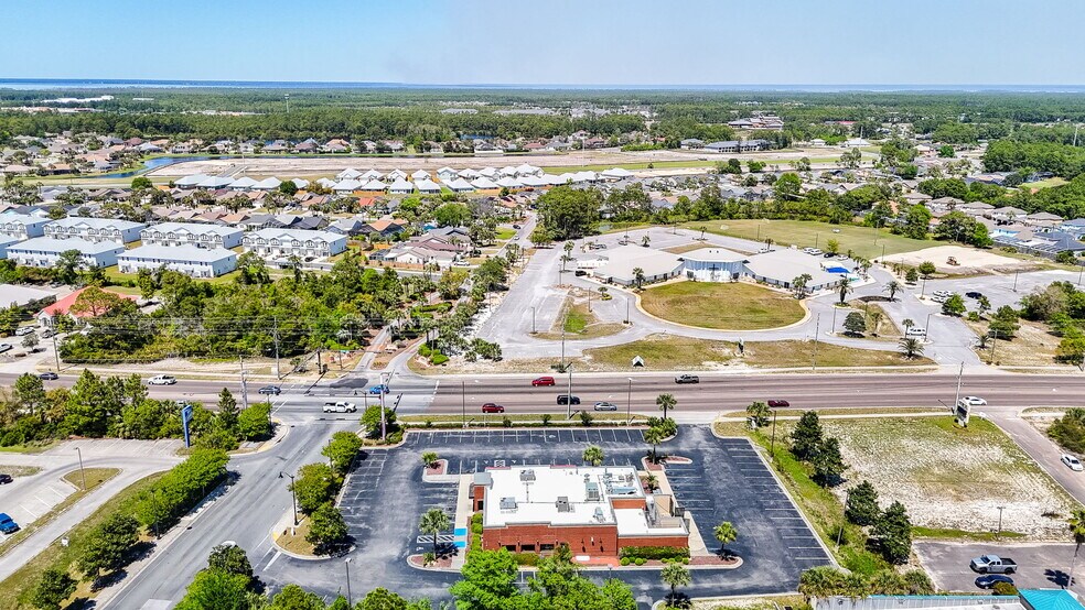 More Photos Of 10071 Hutchison Blvd, Panama City Beach Freestanding For Lease