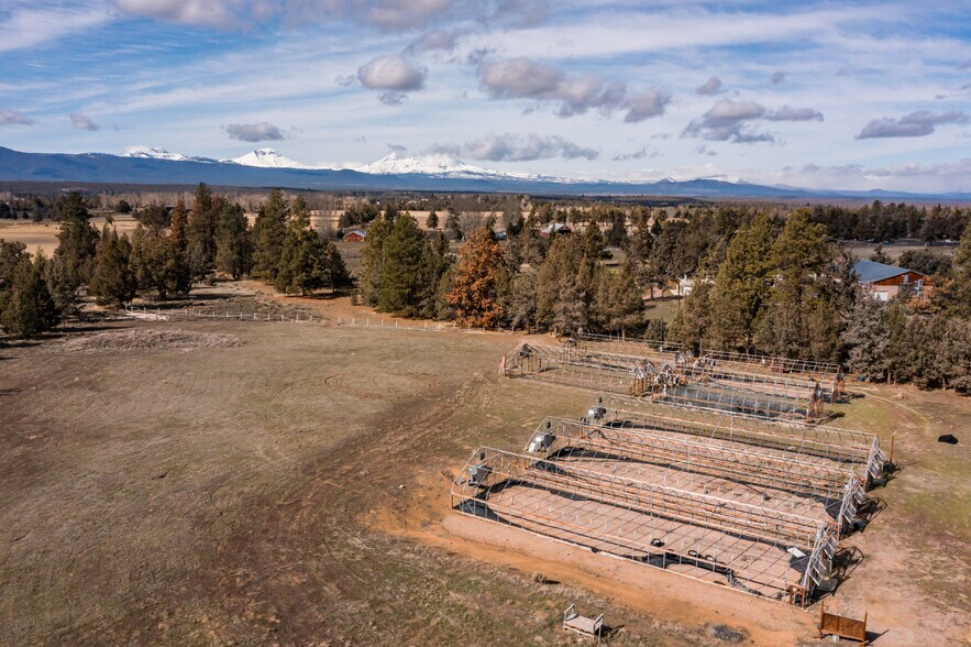 More Photos Of 65320 US 20, Bend Winery Vineyard For Sale