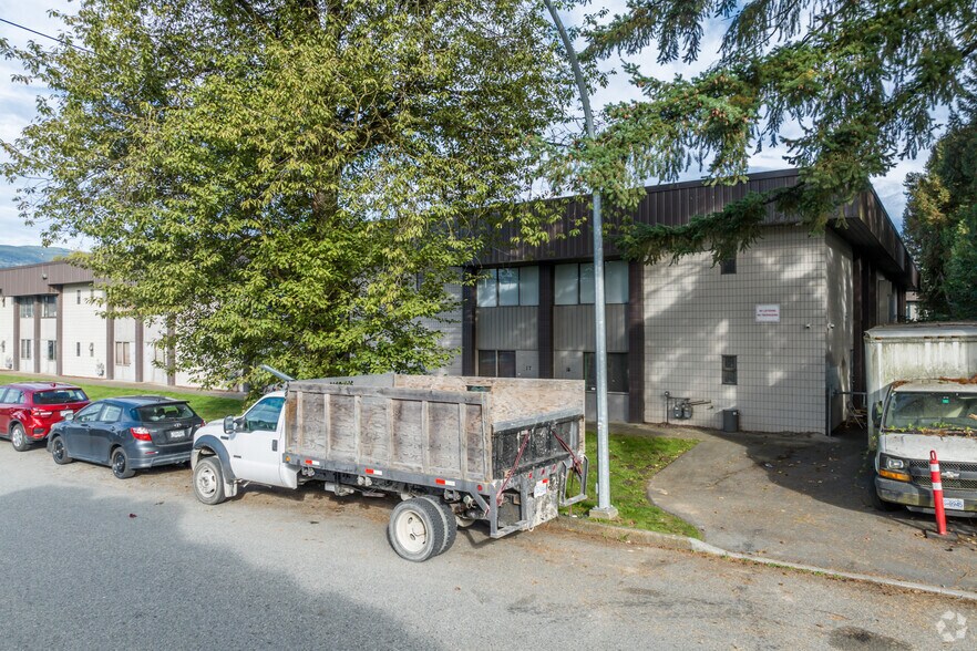 More Photos Of 1780 Mclean Ave, Port Coquitlam Warehouse For Lease