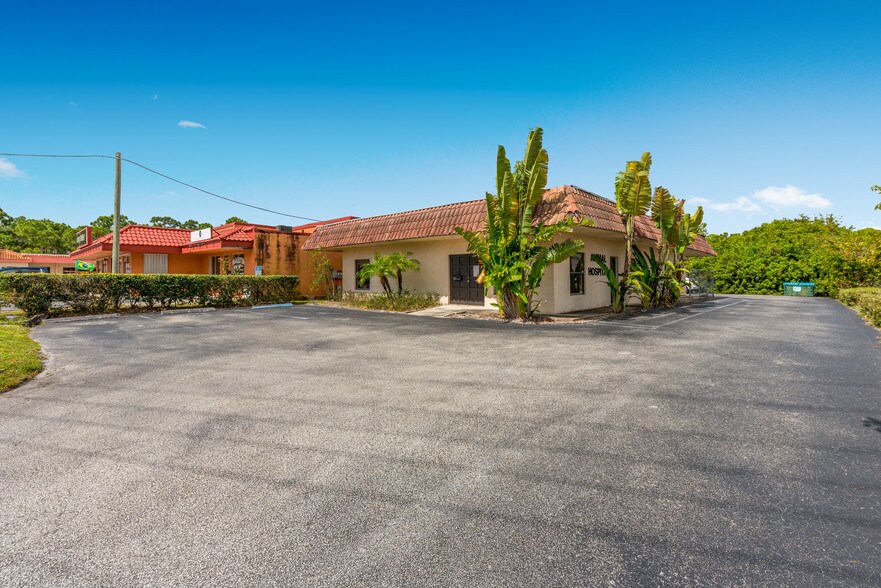 More Photos Of 8267 S Us-1 Hwy, Port Saint Lucie Freestanding For Sale