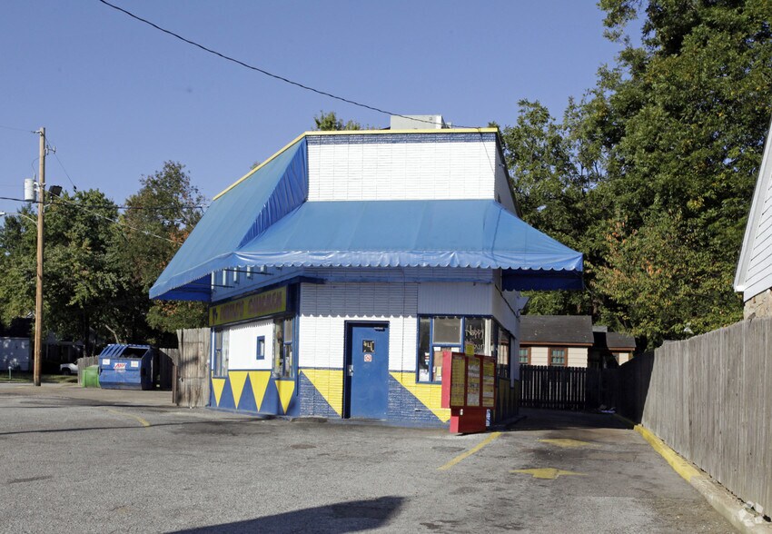 More Photos Of 811 S Highland St, Memphis Fast Food For Lease