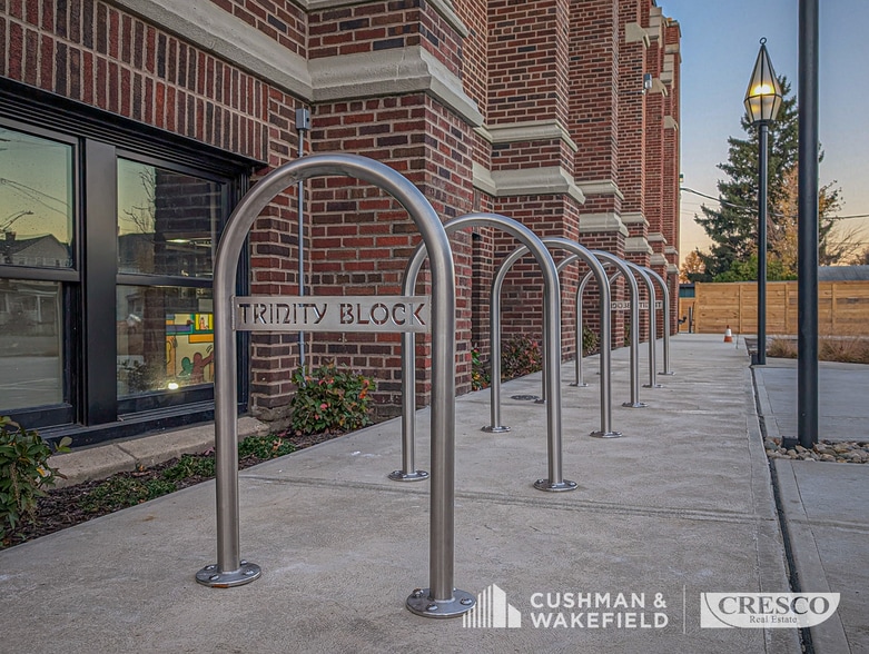 More Photos Of 16300-16306 Detroit Ave, Cleveland Unknown For Lease