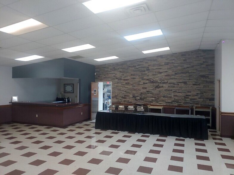 More Photos Of 4493 Oberlin Ave, Lorain Lodge Meeting Hall For Sale