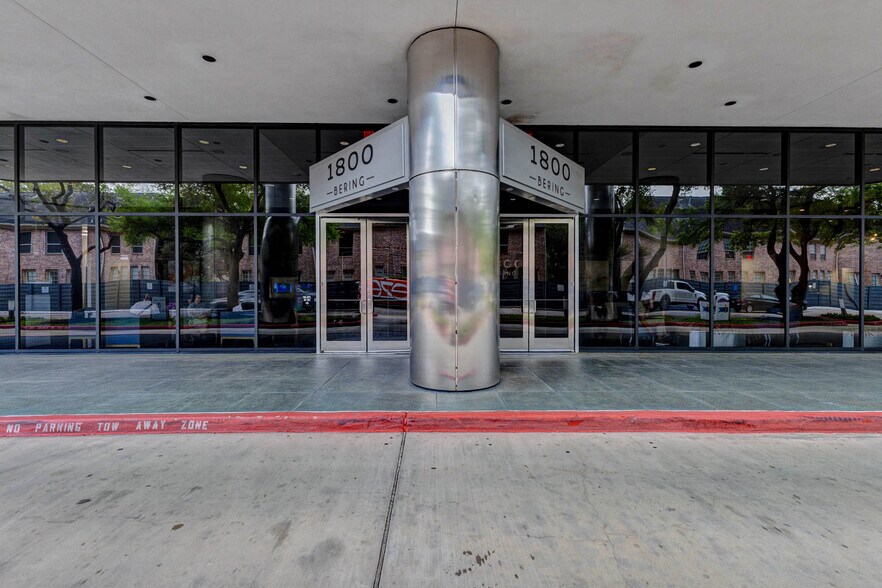 More Photos Of 1800 Bering Dr, Houston Office For Lease