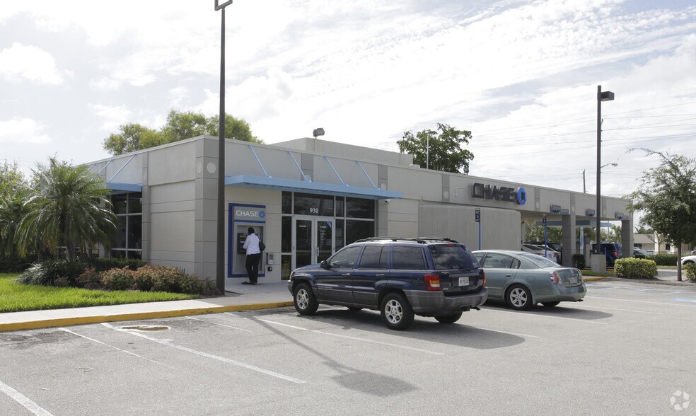 More Photos Of 926 S Military Trl, West Palm Beach Unknown For Lease