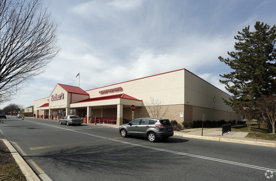 More Photos Of 25-140 Greentree Dr, Dover Unknown For Lease