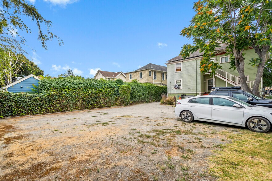 More Photos Of 954 Park St, Alameda Apartments For Sale