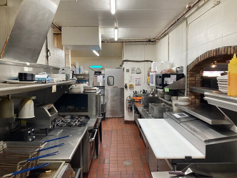 More Photos Of 403 Belknap St, Superior Restaurant For Sale