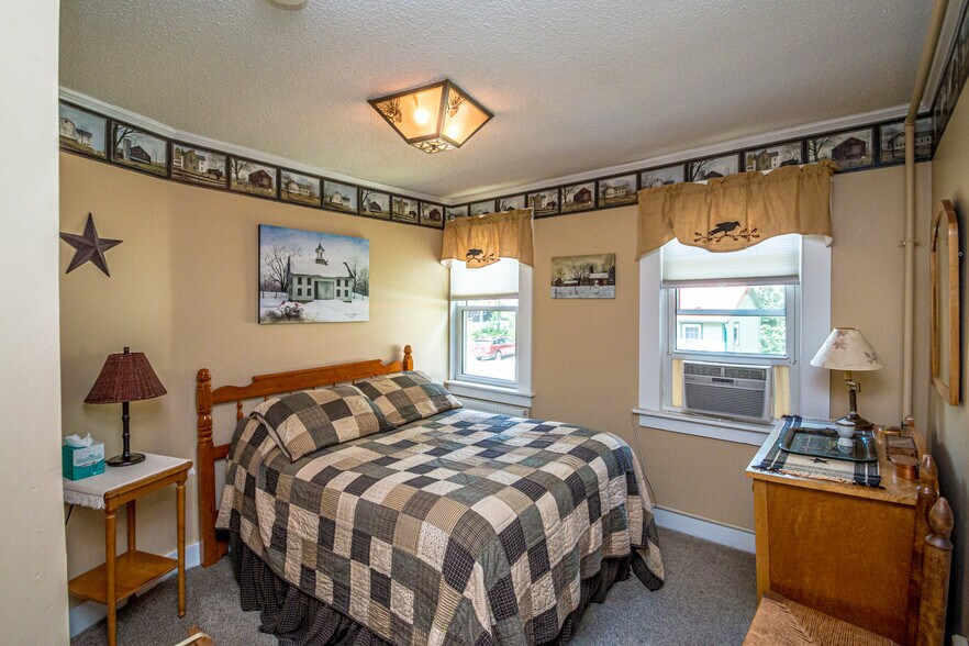 More Photos Of 207 Seavey St, North Conway Hospitality For Sale