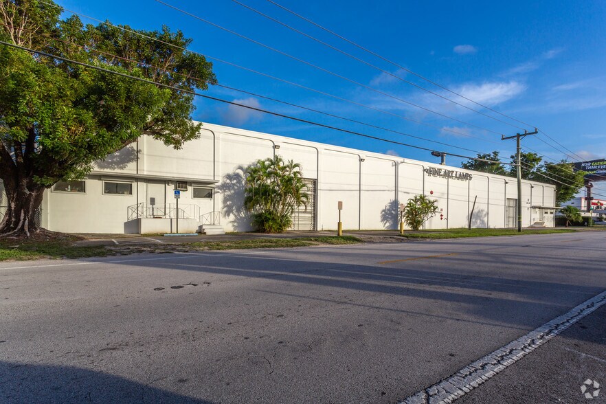 Primary Photo Of 7215 W 20th Ave, Hialeah Manufacturing For Lease