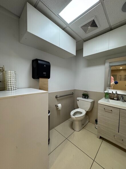 More Photos Of 3636 Prince St, Flushing Apartments For Lease