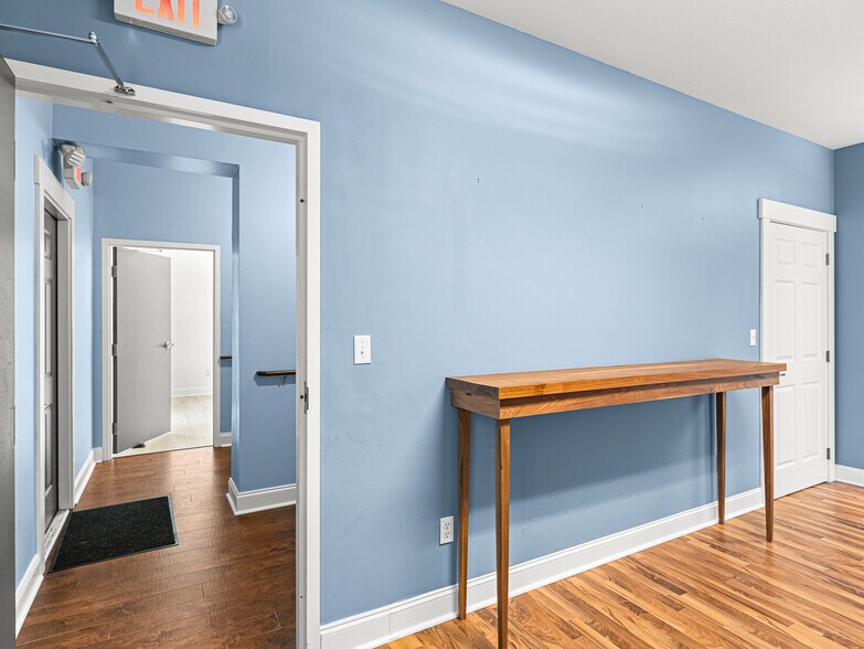 More Photos Of 14 Mimidis Ln, Swannanoa Office For Sale