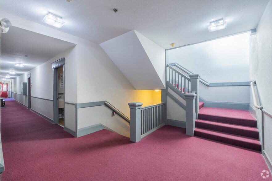 More Photos Of 147 W Richmond Ave, Richmond Apartments For Sale