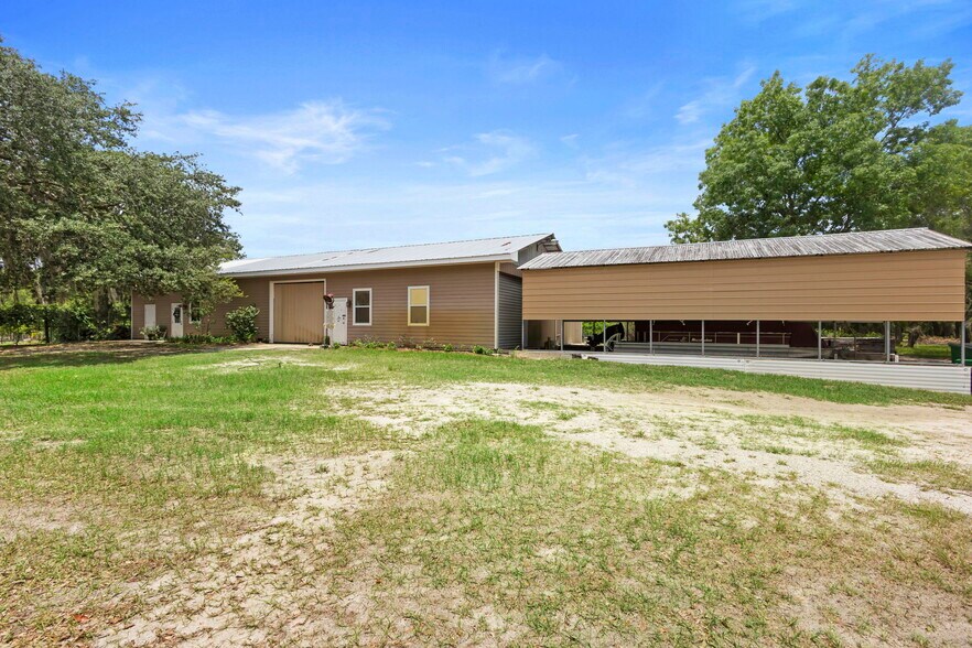 More Photos Of 1056 Reynolds Rd, De Leon Springs Specialty For Sale