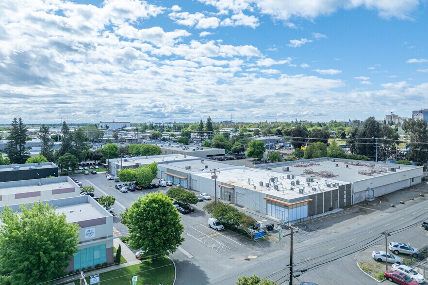 More Photos Of 241 N 10th St, Sacramento Warehouse For Lease
