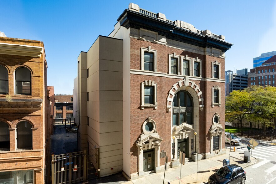 More Photos Of 33 S Gay St, Baltimore Office For Sale