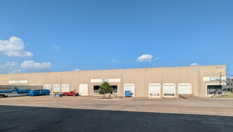 More Photos Of 2450 114th St, Grand Prairie Distribution For Lease