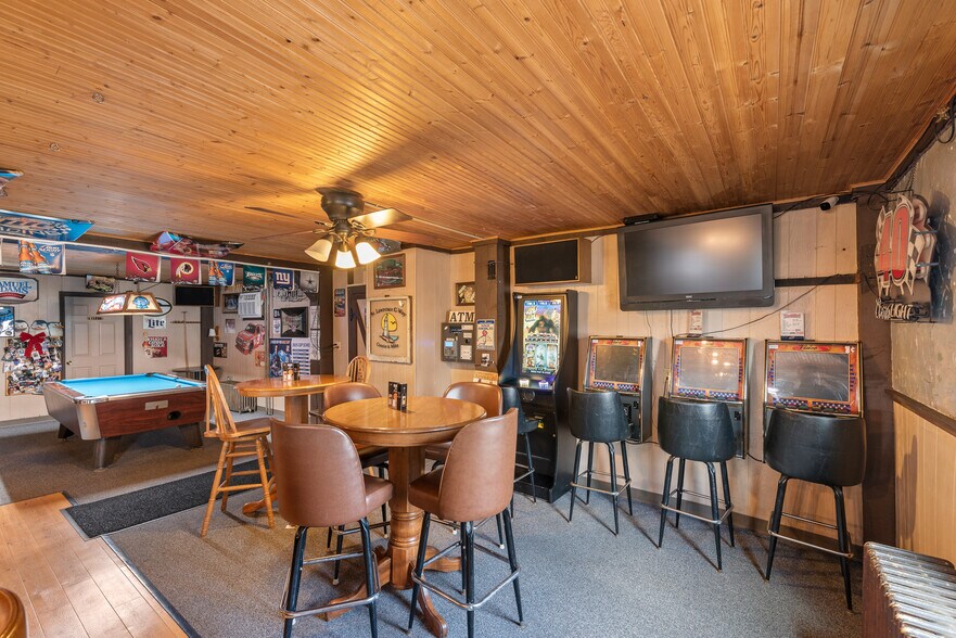 More Photos Of 4897 Highway 175, Hartford Storefront Retail Residential For Sale