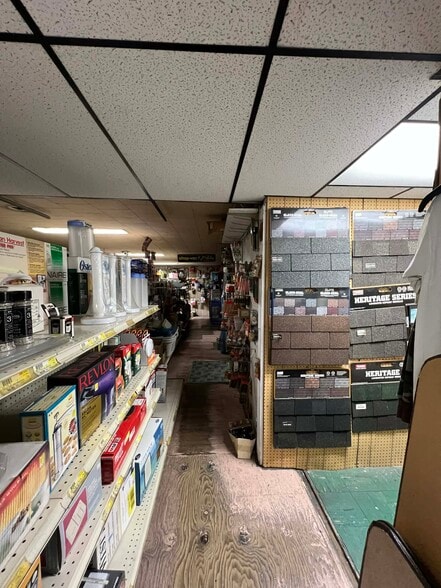 More Photos Of 200 Bridge St, Tremont General Retail For Sale