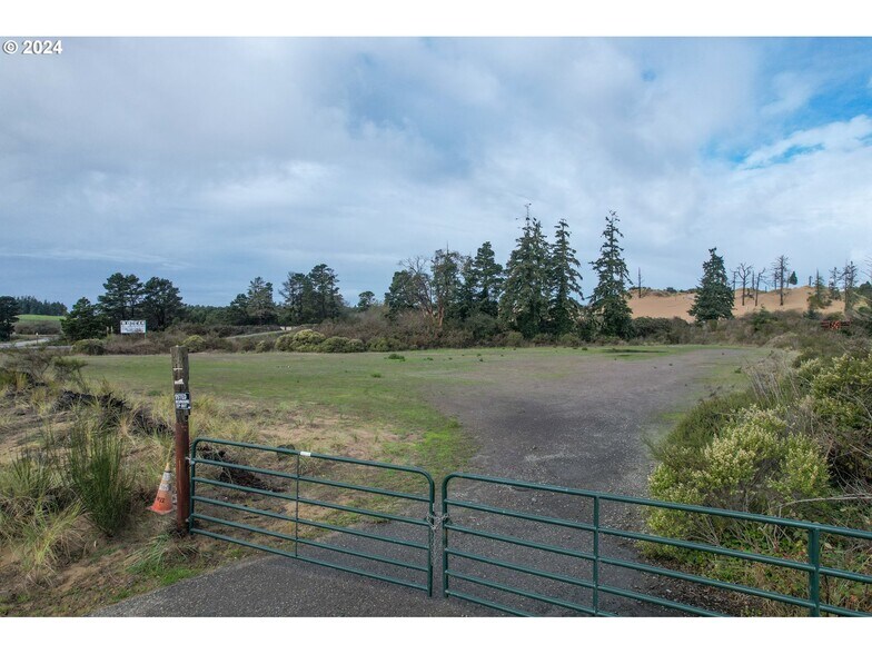 More Photos Of 92851 Trans Pacific Pkwy, North Bend Land For Sale