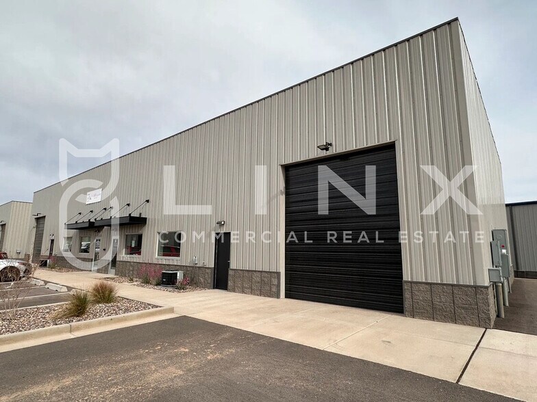 Primary Photo Of 563 S Commerce Dr, Hurricane Industrial For Lease