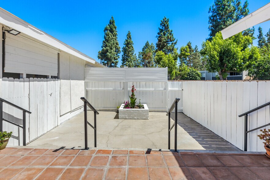 More Photos Of 5590 Shasta Ln, La Mesa Apartments For Sale