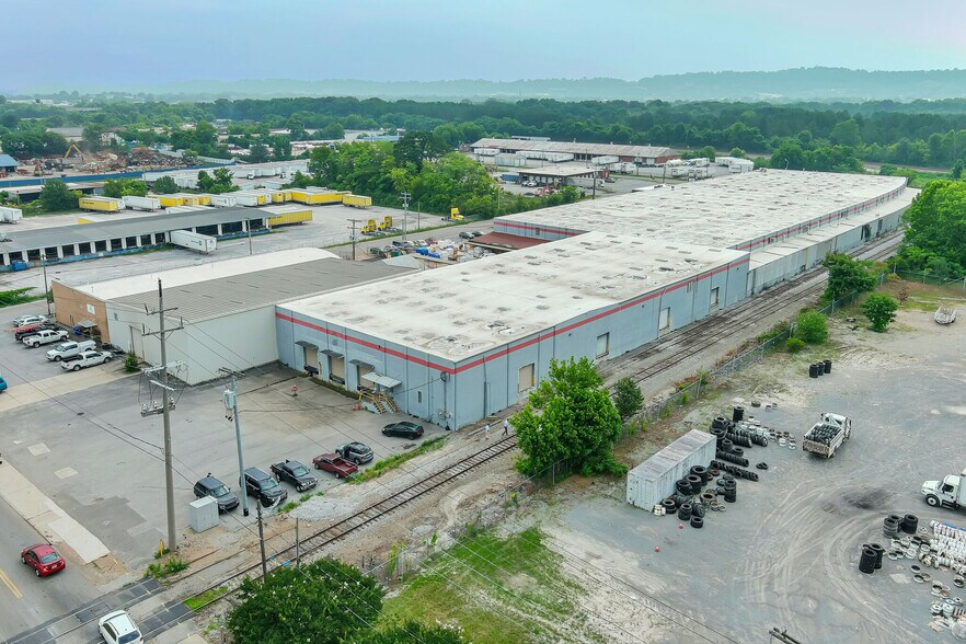 More Photos Of 164 W 31st St, Chattanooga Distribution For Lease