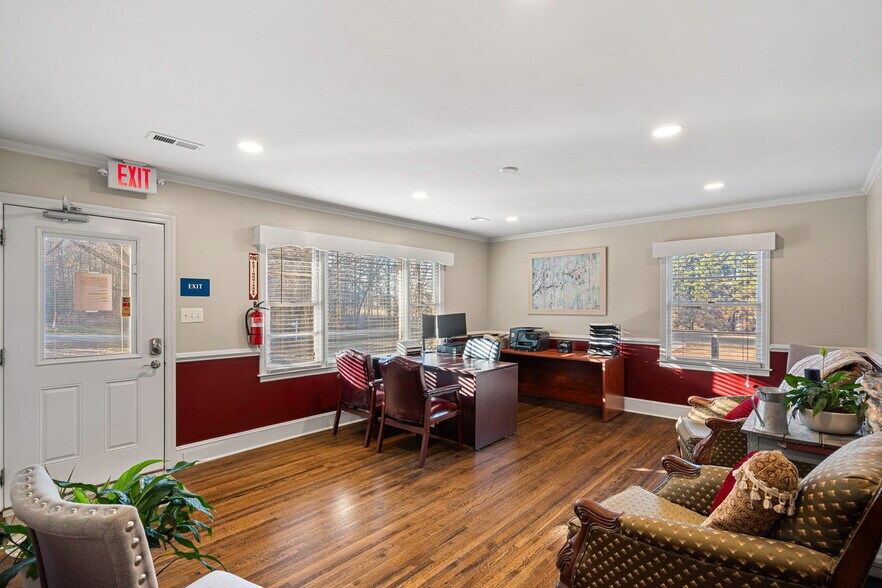More Photos Of 247 Unionville Indian Trail Rd W, Indian Trail Office Residential For Sale