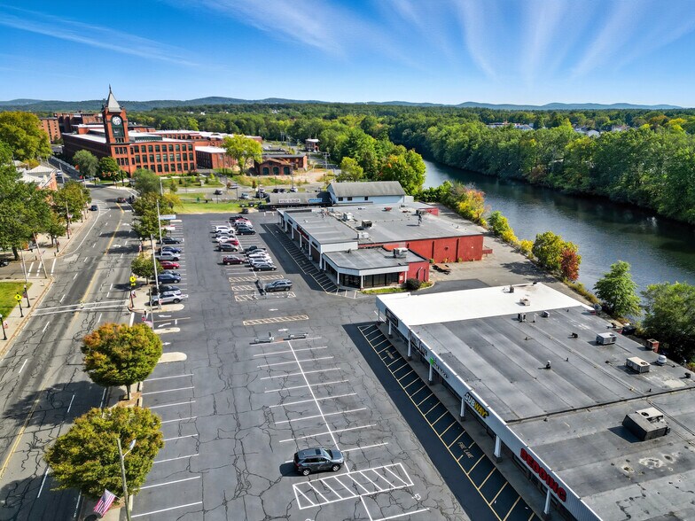 More Photos Of 52 East St, Ludlow General Retail For Lease