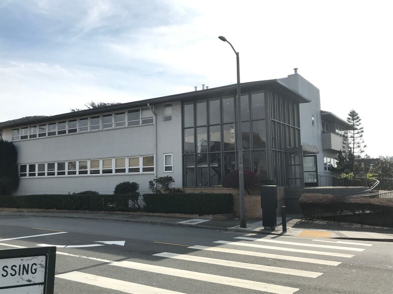 More Photos Of 801 Portola Dr, San Francisco Medical For Lease