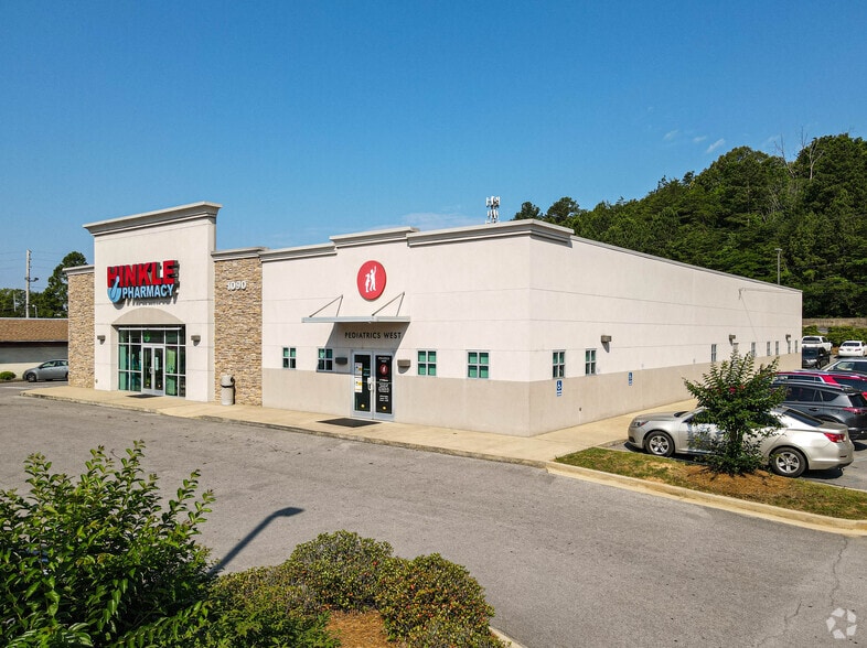 More Photos Of 1090 9th Ave SW, Bessemer Medical For Lease