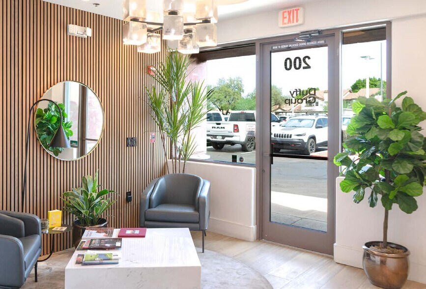 More Photos Of 4727 E Union Hills Dr, Phoenix Medical For Sale