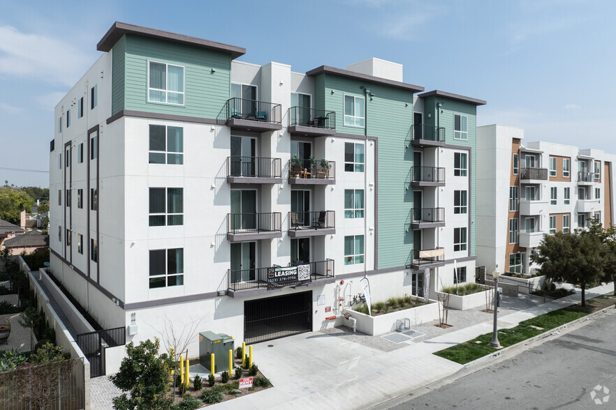 Primary Photo Of 3518 Chesapeake Ave, Los Angeles Apartments For Sale