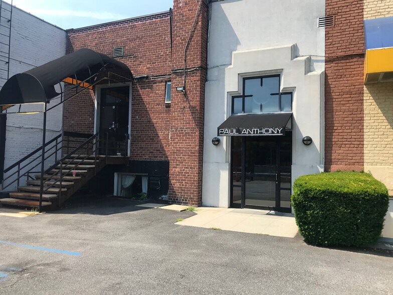 More Photos Of 1508-1514 Northern Blvd, Manhasset Storefront For Lease