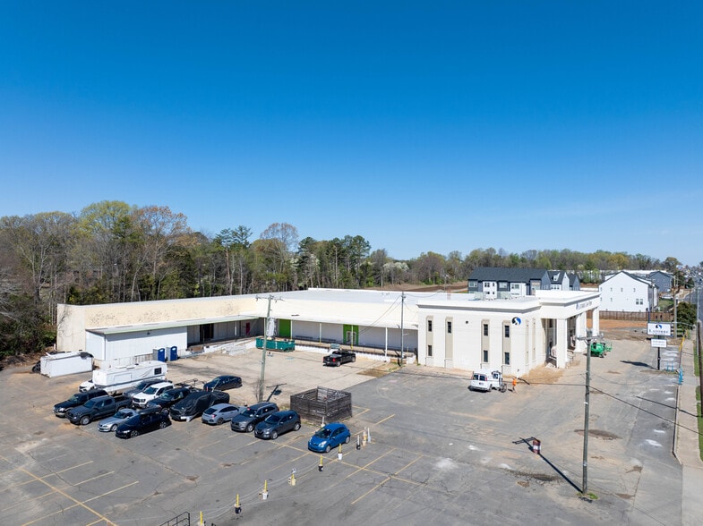 More Photos Of 6700 South Blvd, Charlotte Warehouse For Lease