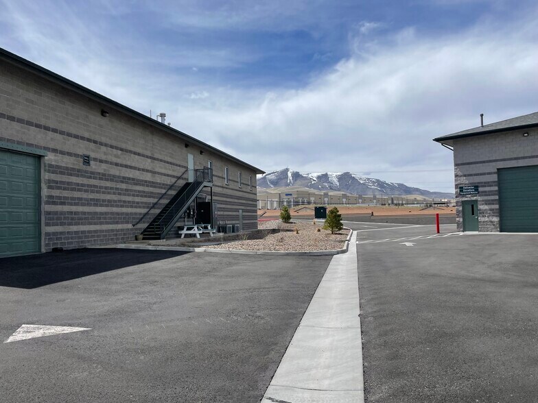 More Photos Of 7910 N Virginia St, Reno Office For Lease