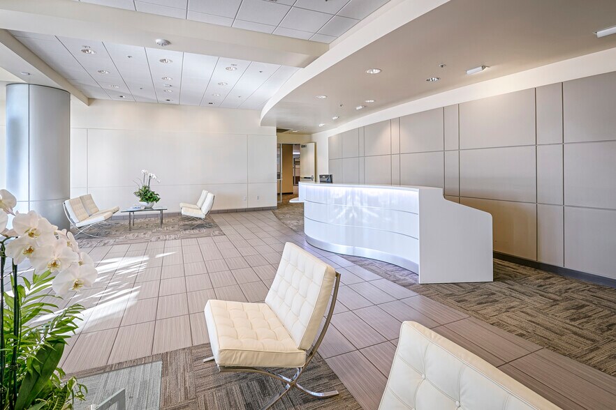 More Photos Of 2901-2929 Patrick Henry Dr, Santa Clara Office For Lease