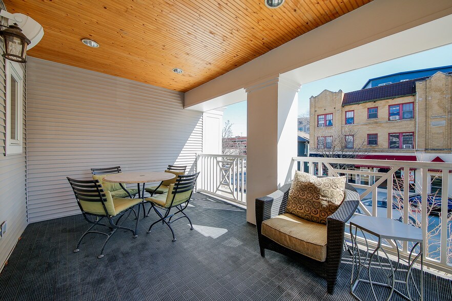 More Photos Of 5222 Main St, Downers Grove Office For Sale