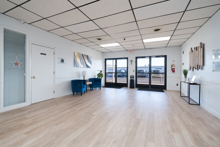 More Photos Of 3520 New Hartford Rd, Owensboro Office For Sale