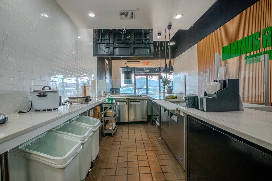 More Photos Of 1942 Atkinson Rd, Lawrenceville Freestanding For Sale