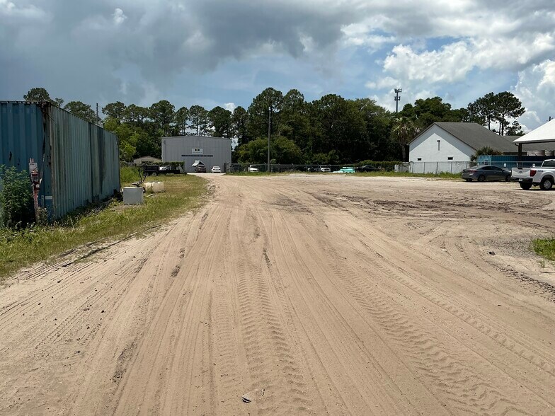 More Photos Of 310 Mealy St, Atlantic Beach Warehouse For Lease