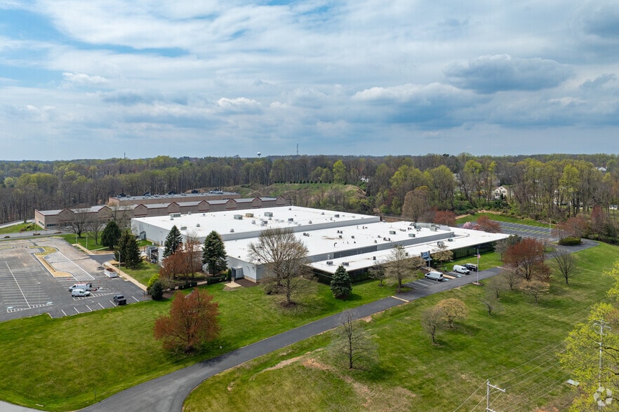 More Photos Of 1515 Garnet Mine Rd, Garnet Valley Distribution For Sale