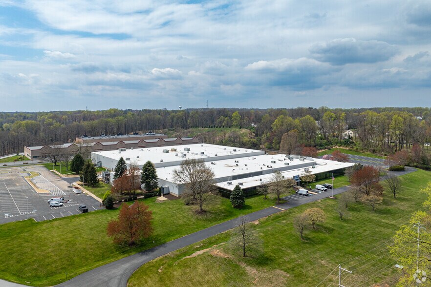 More Photos Of 1515 Garnet Mine Rd, Garnet Valley Distribution For Lease