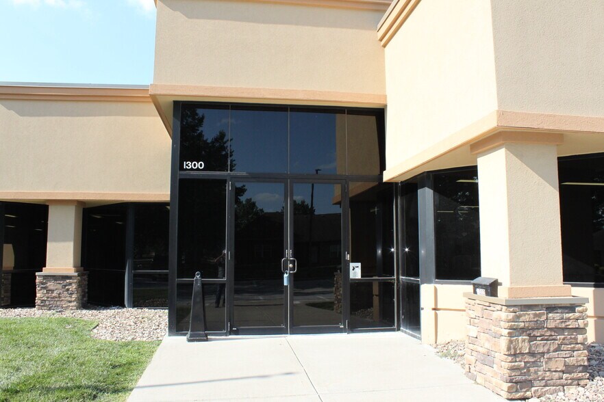 Primary Photo Of 1300 NW Jefferson Ct, Blue Springs Office For Sale