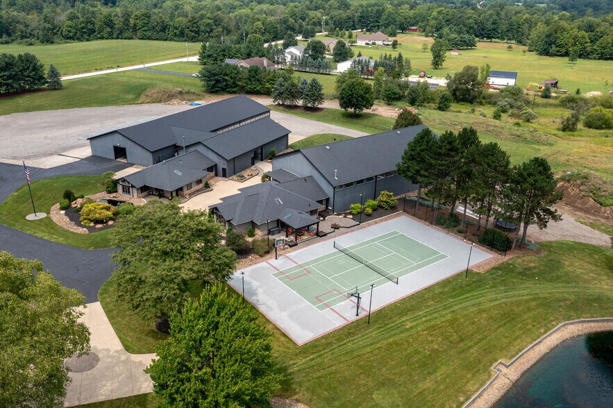 More Photos Of 7291 Stone Rd, Medina Office For Sale