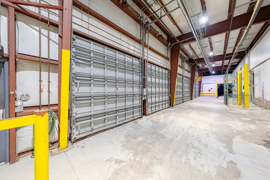 More Photos Of 5150 N State Road 7, North Lauderdale Refrigeration Cold Storage For Lease