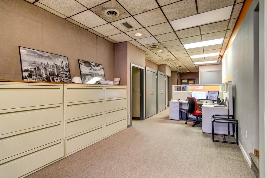 More Photos Of 326 Hackensack St, Carlstadt Office Residential For Sale