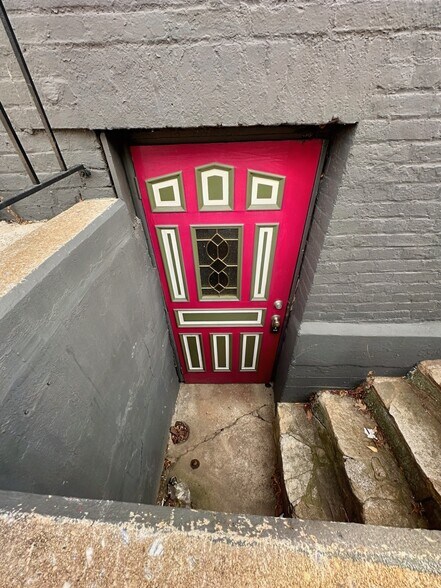 More Photos Of 1 E Main St, Westminster Apartments For Lease